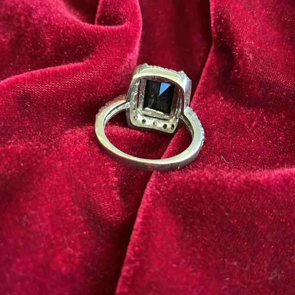 Premiere Designs ring - Picture 2 of 3